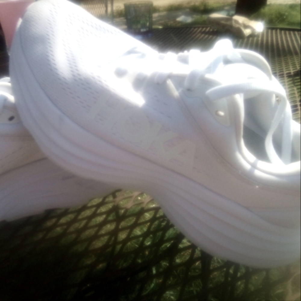 Hoka bondi 8  size 6.5 B